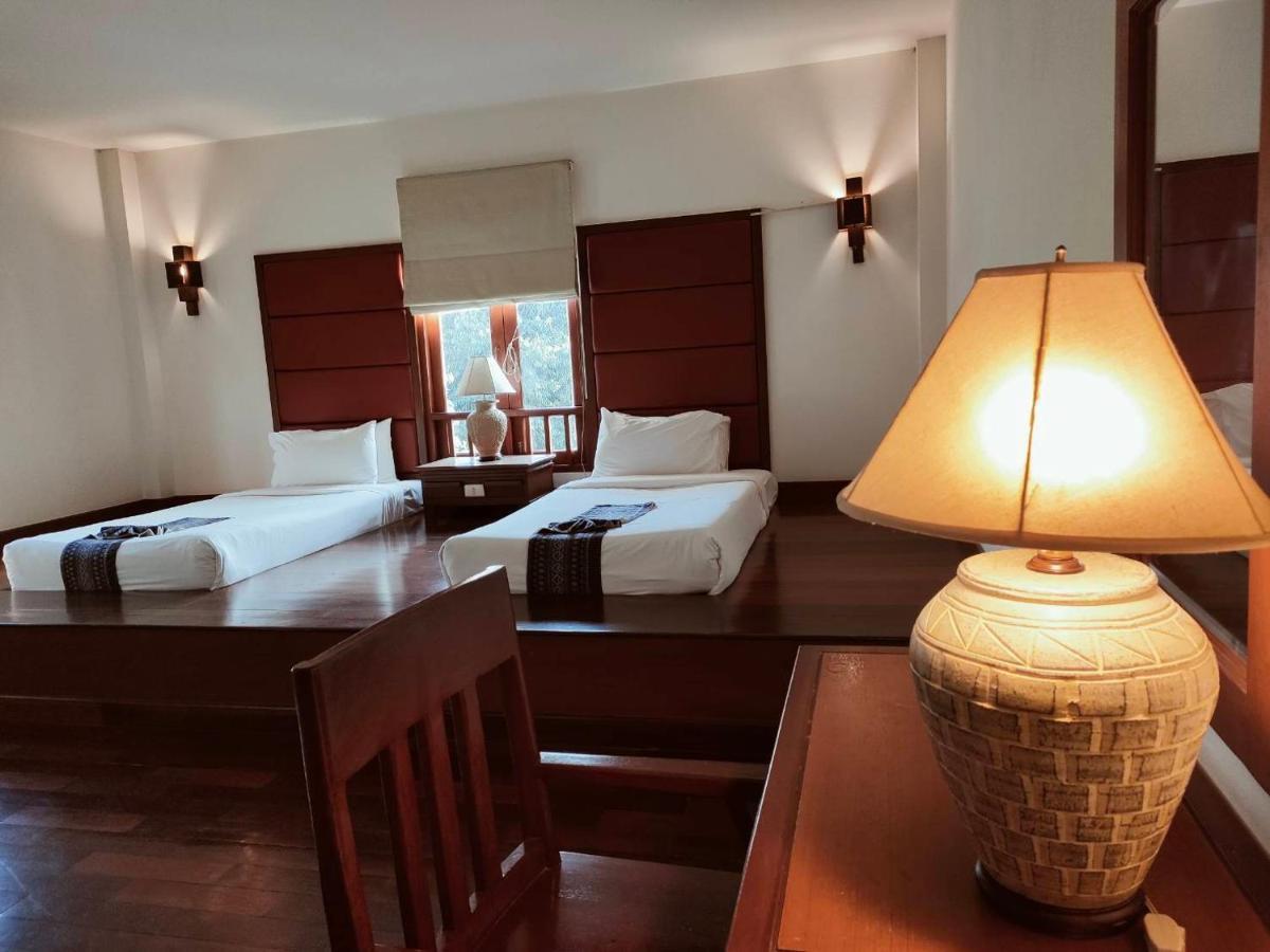 Teak Garden Resort, Чианграй Экстерьер фото