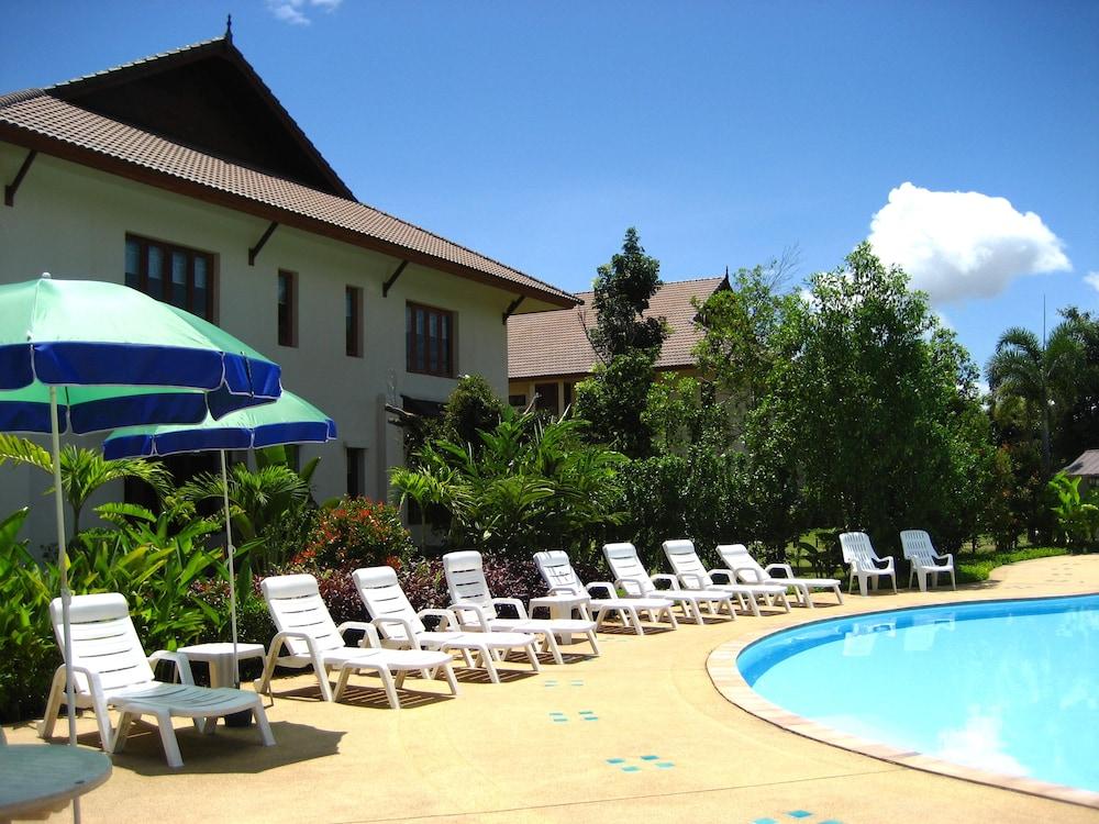 Teak Garden Resort, Чианграй Экстерьер фото