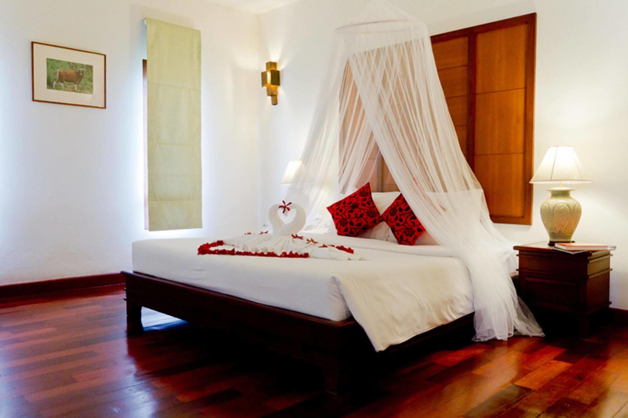 Teak Garden Resort, Чианграй Экстерьер фото